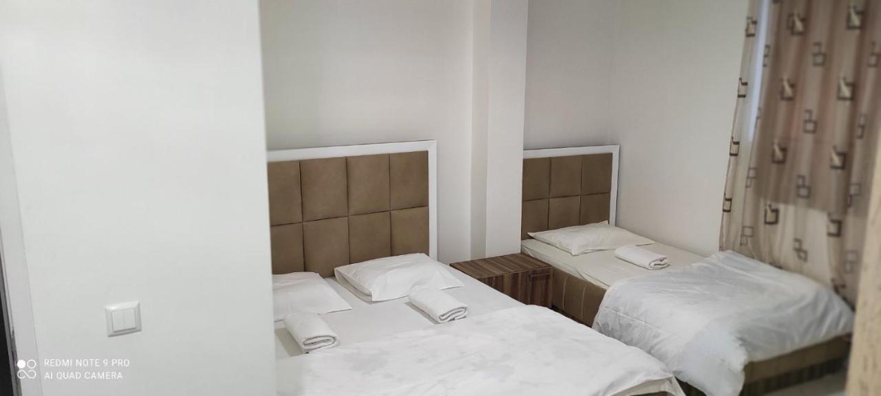 Hostel Heimli Prishtinë Luaran gambar