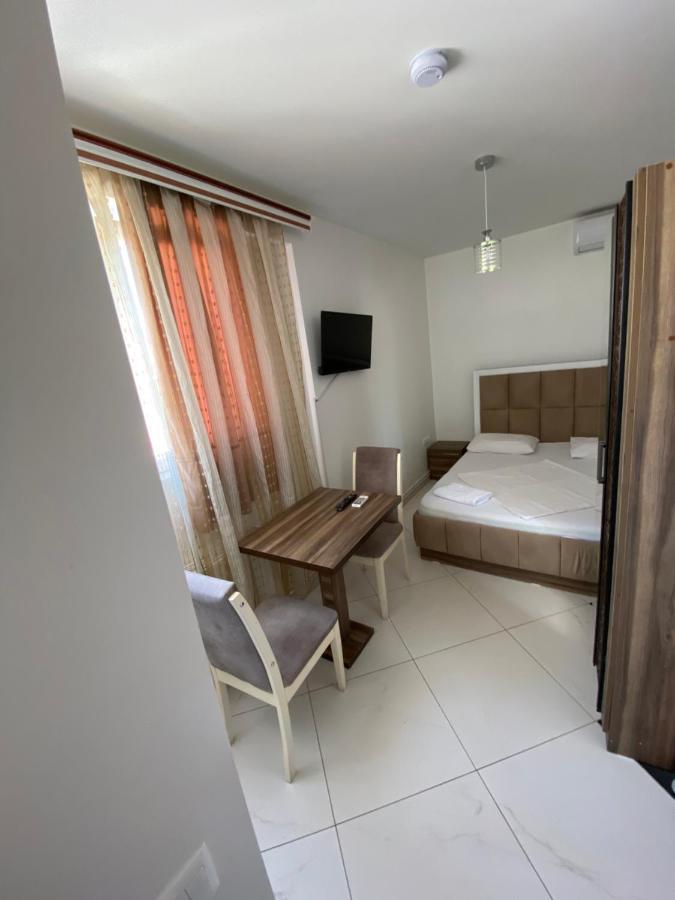 Hostel Heimli Prishtinë Luaran gambar