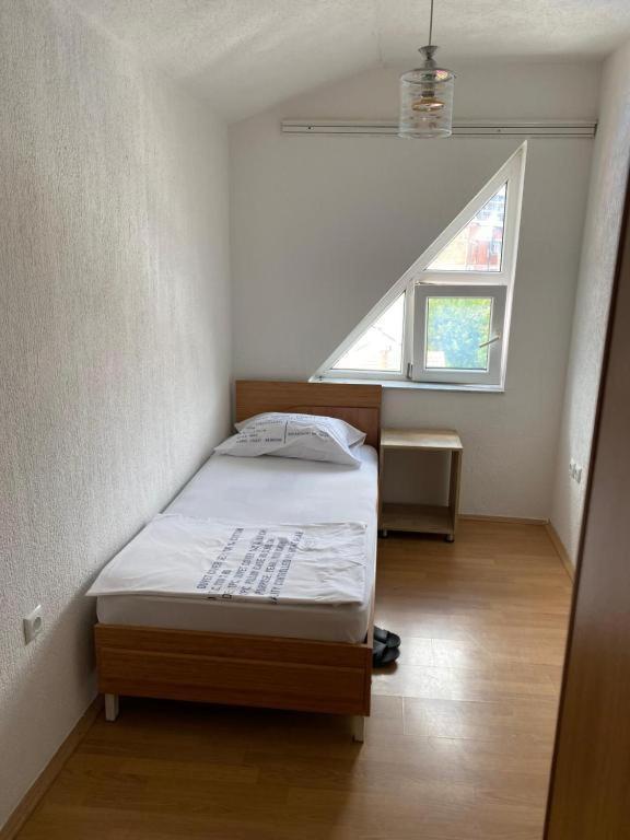 Hostel Heimli Prishtinë Luaran gambar